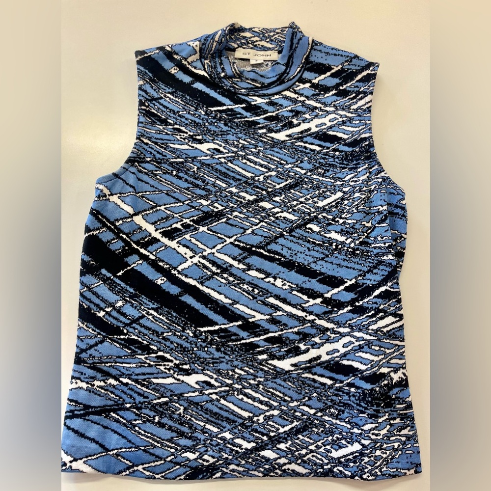 St. John PETITE Sleeveless Mock Neck‎ Knit Top